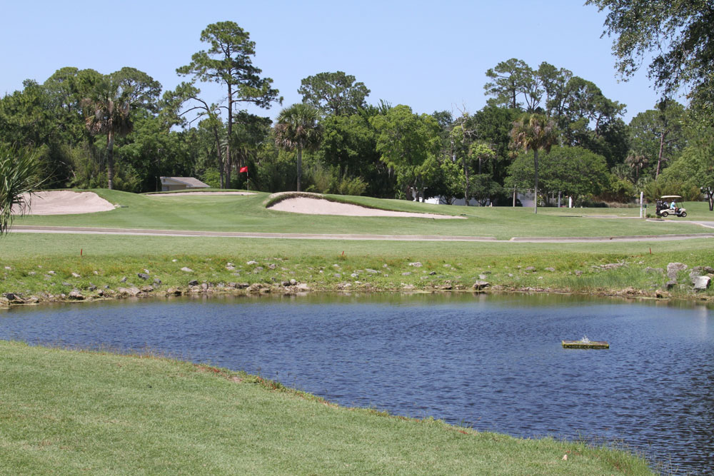 riviera country club